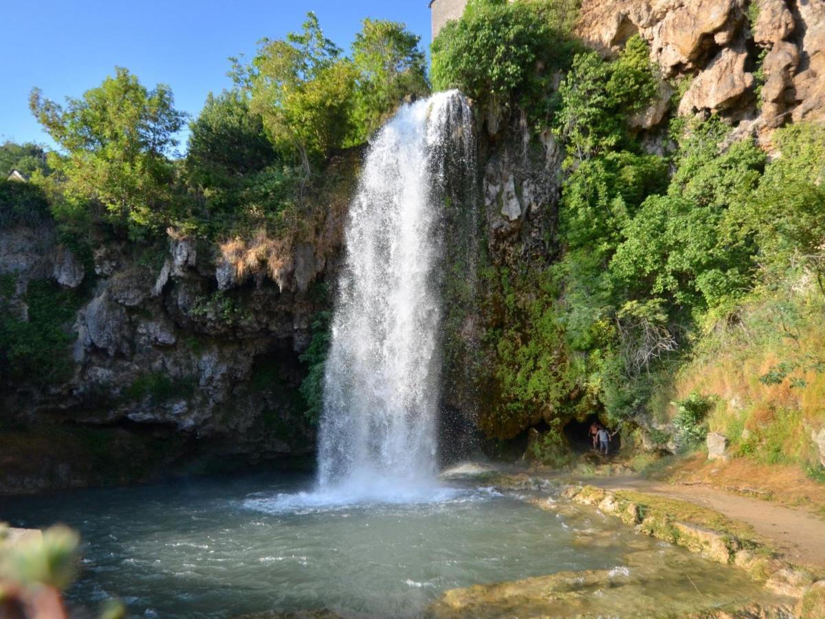 Chambres D'Hotes La Source Du Vallon Salles-la-Source Zewnętrze zdjęcie